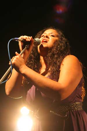 Kyla Brox Band.