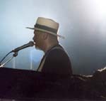 Sherman Robertson at the Stanley Blues Festival 2004. Photo copyright and thanks to Simon Redley - kudosphotos@aol.com