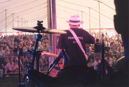 Sherman Robertson at the Stanley Blues Festival 2004. Photo copyright and thanks to Simon Redley - kudosphotos@aol.com
