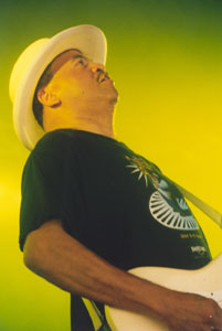 Sherman Robertson at the Stanley Blues Festival 2004. Photo copyright and thanks to Simon Redley - kudosphotos@aol.com