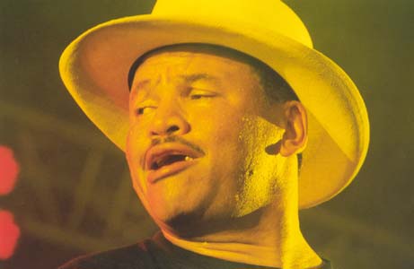 Sherman Robertson at the Stanley Blues Festival 2004. Photo copyright and thanks to Simon Redley - kudosphotos@aol.com