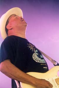 Sherman Robertson at the Stanley Blues Festival 2004. Photo copyright and thanks to Simon Redley - kudosphotos@aol.com
