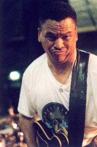 Sherman Robertson UK tour 2003.