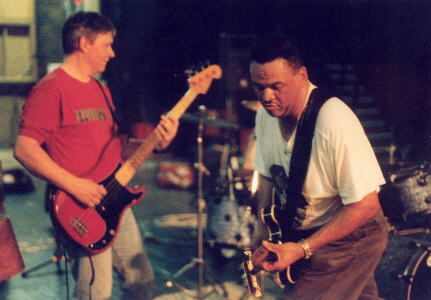 Sherman Robertson UK tour 2003.